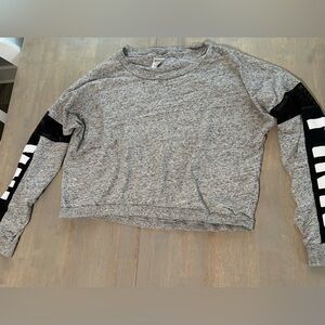 PINK Victoria’s Secret Cropped Long Sleeve